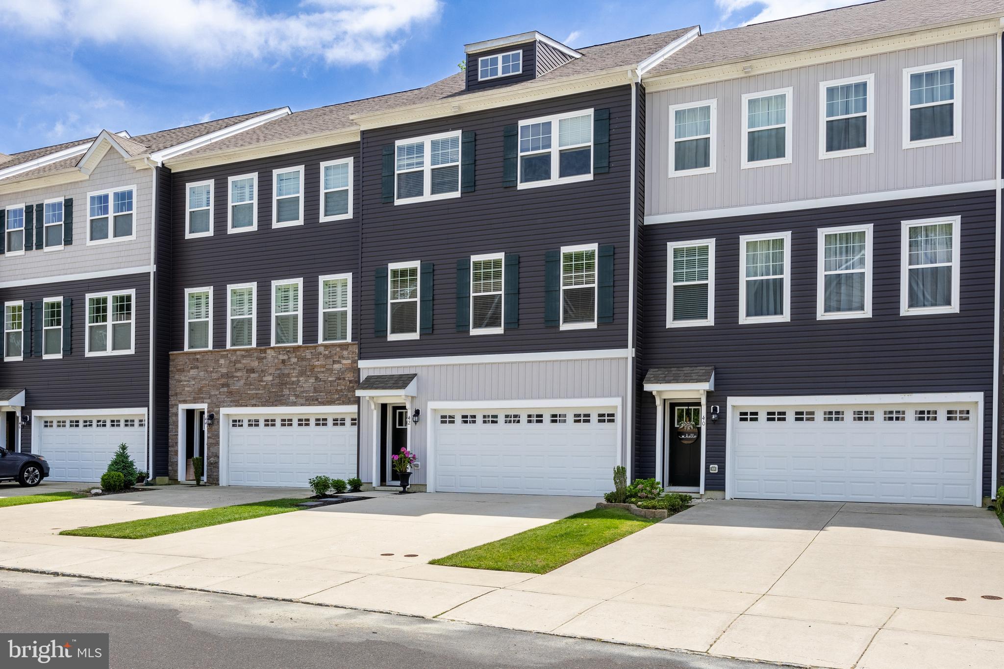 42 Sullivan Way