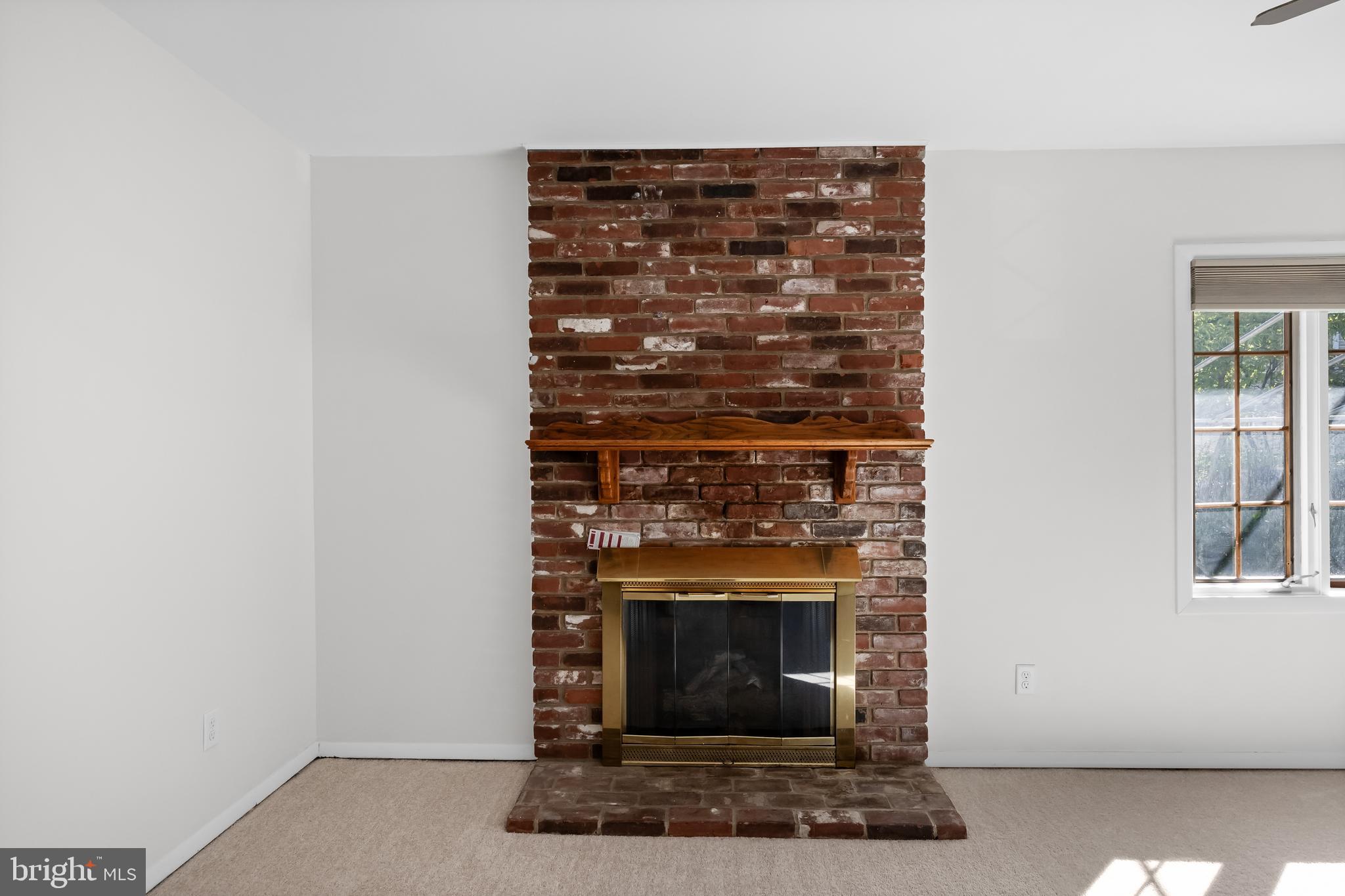 313 Mallard Dr