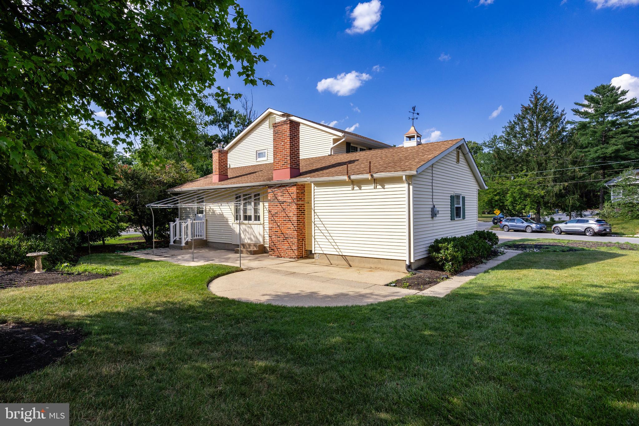 313 Mallard Dr