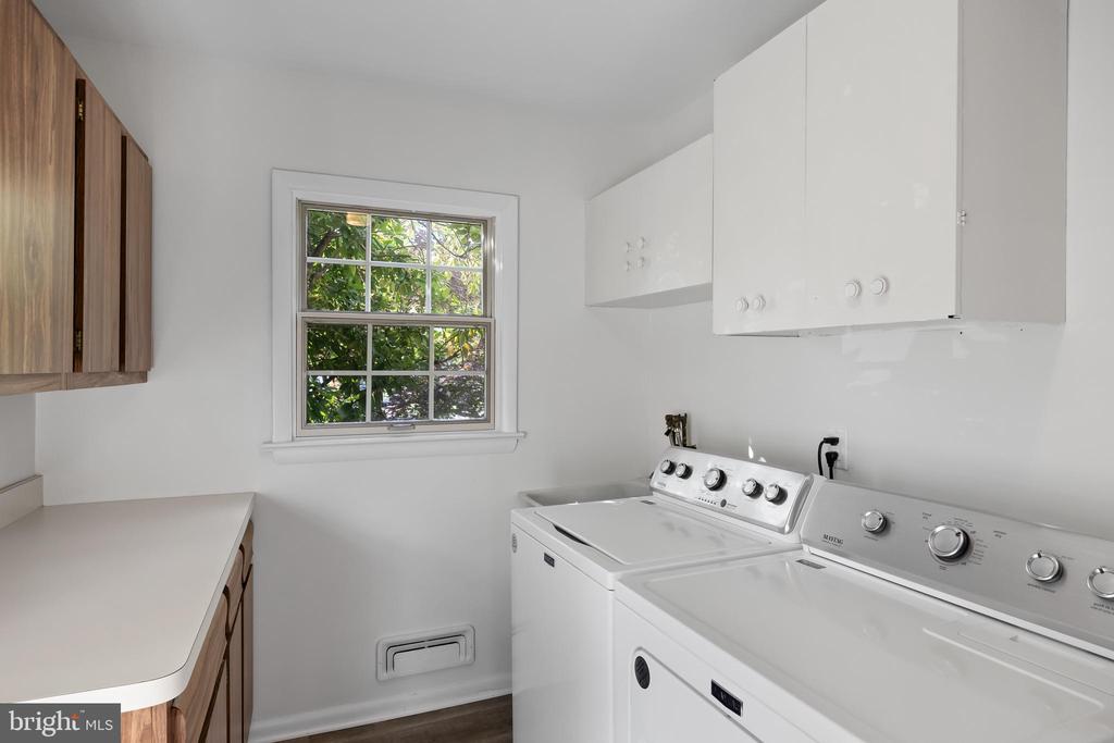 313 Mallard Dr