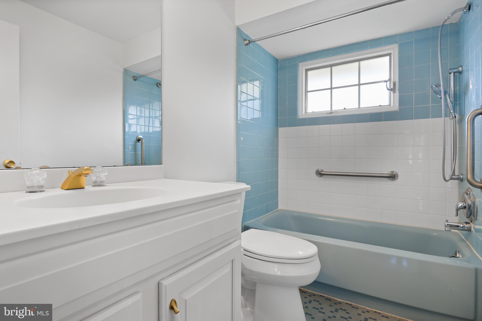 313 Mallard Dr