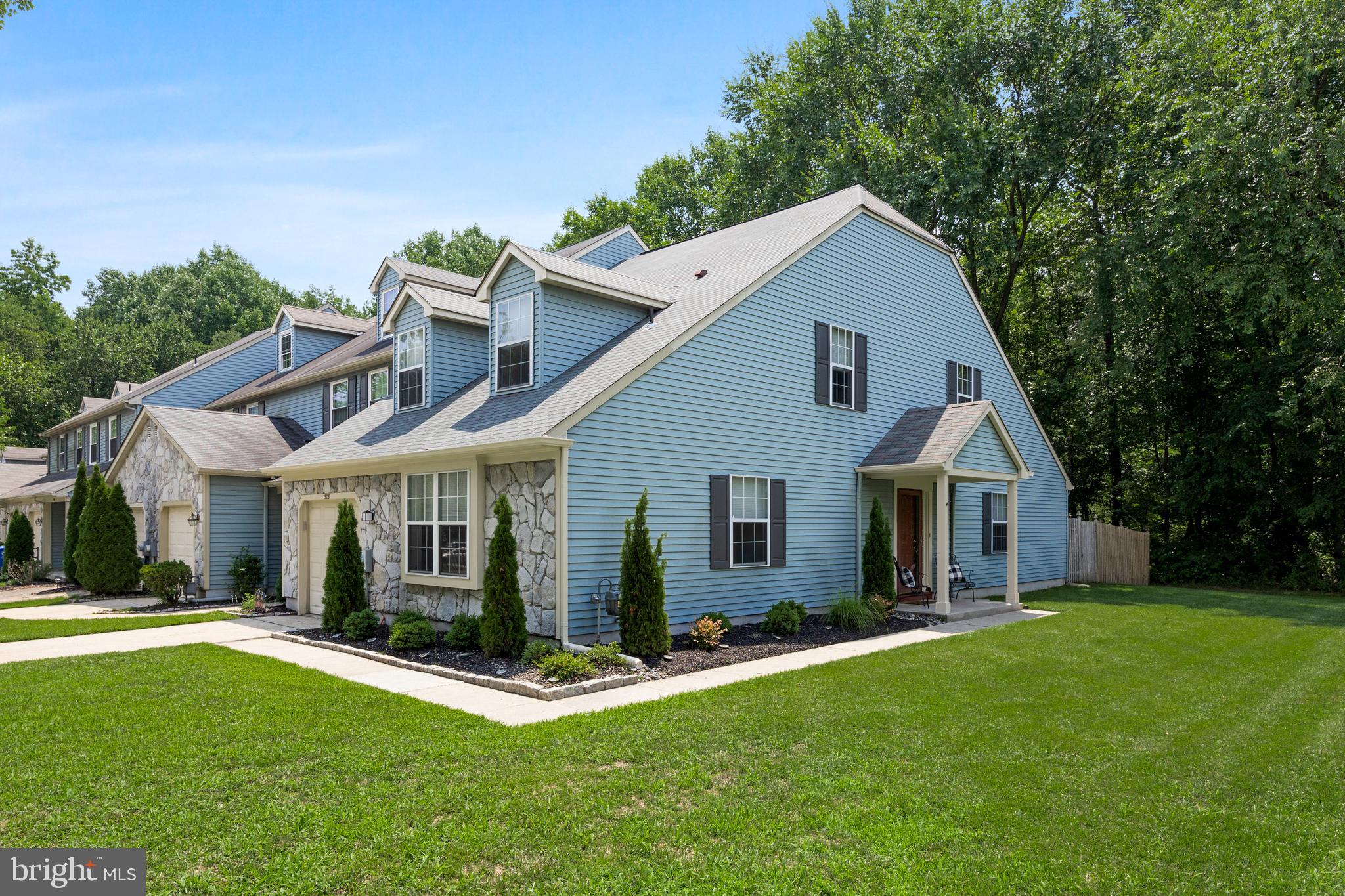 508 Hazelwood Ln