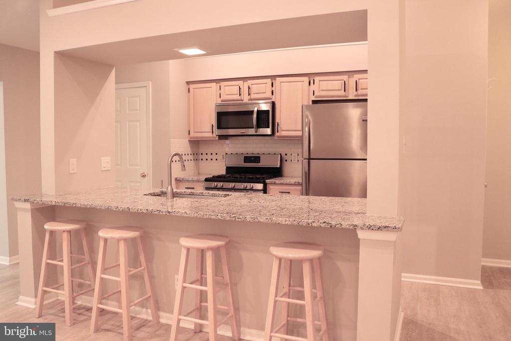 60 INVERNESS CIR