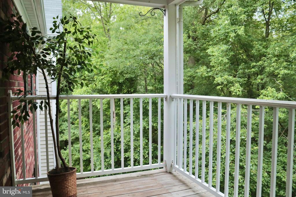 60 INVERNESS CIR