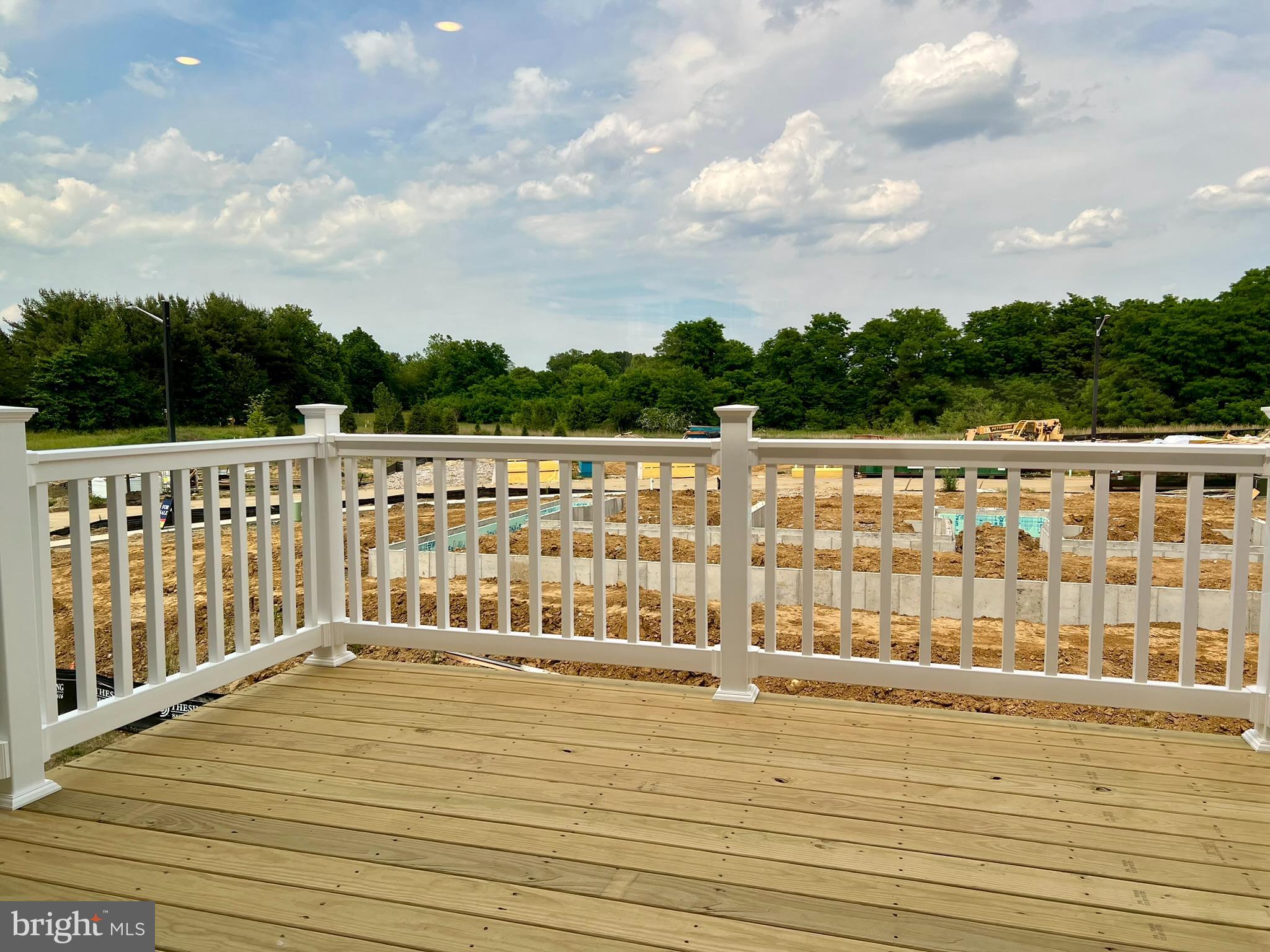 492 MONTE FARM
