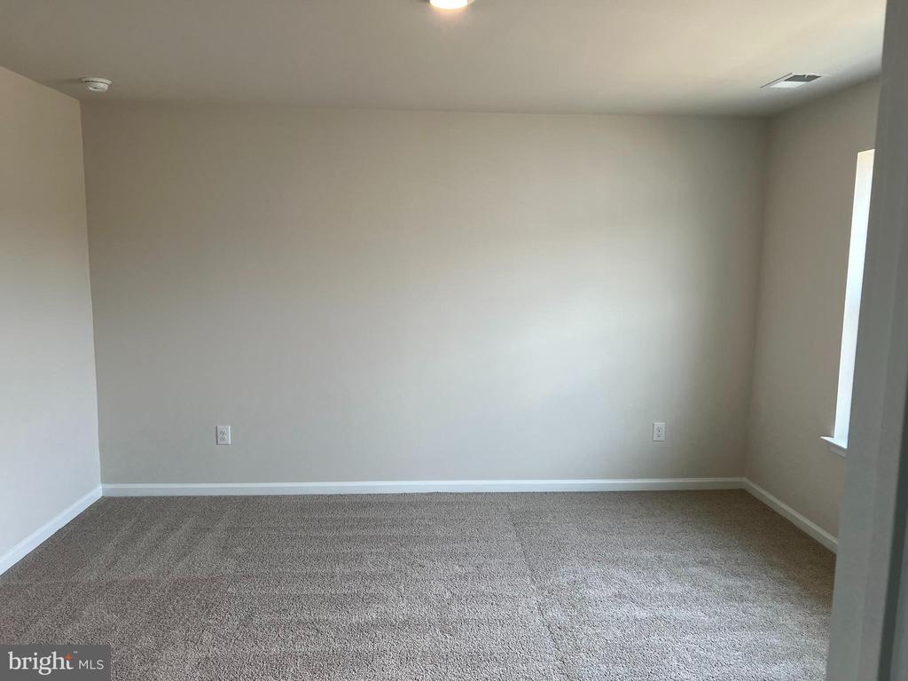 492 MONTE FARM