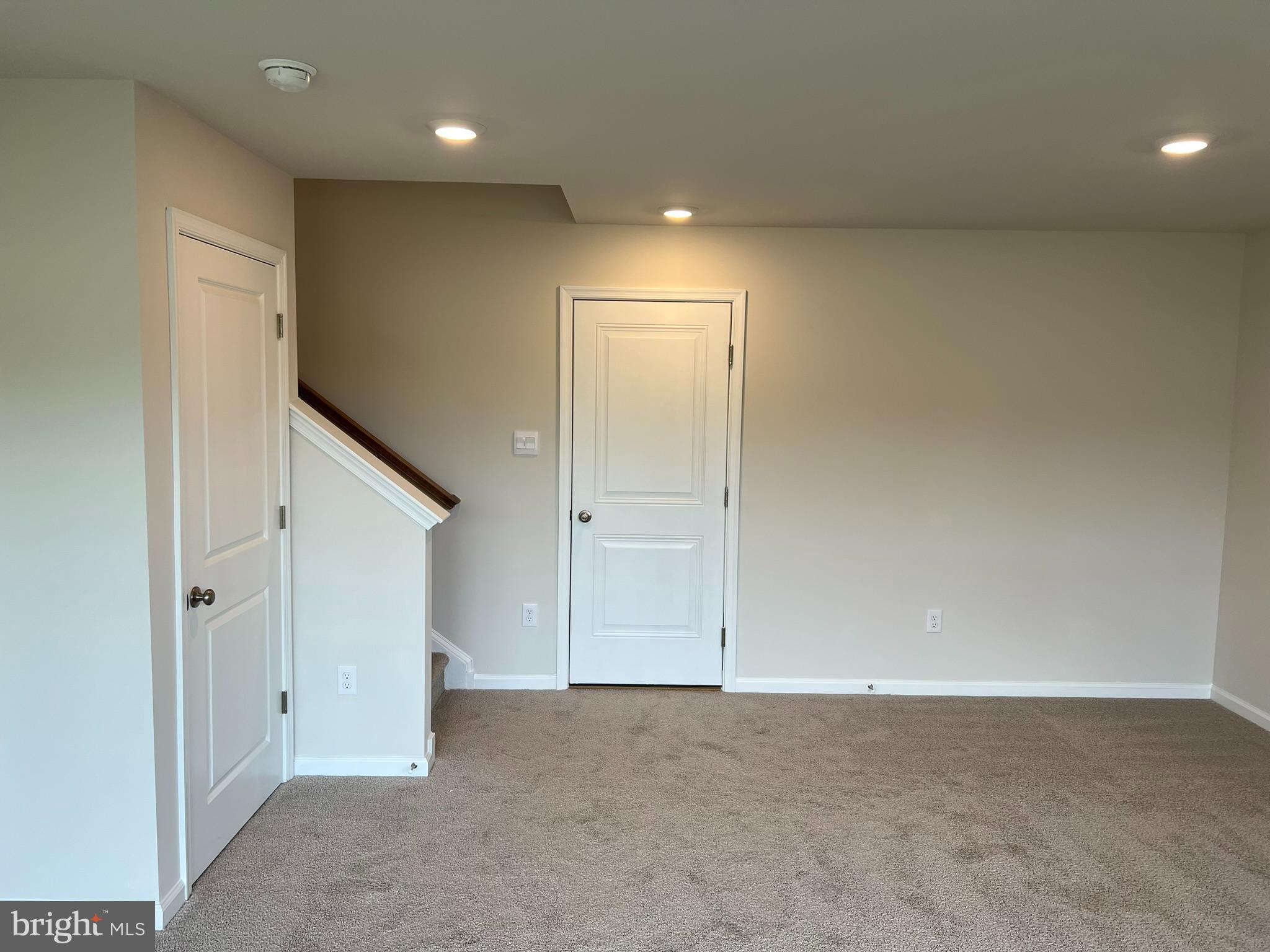 492 MONTE FARM