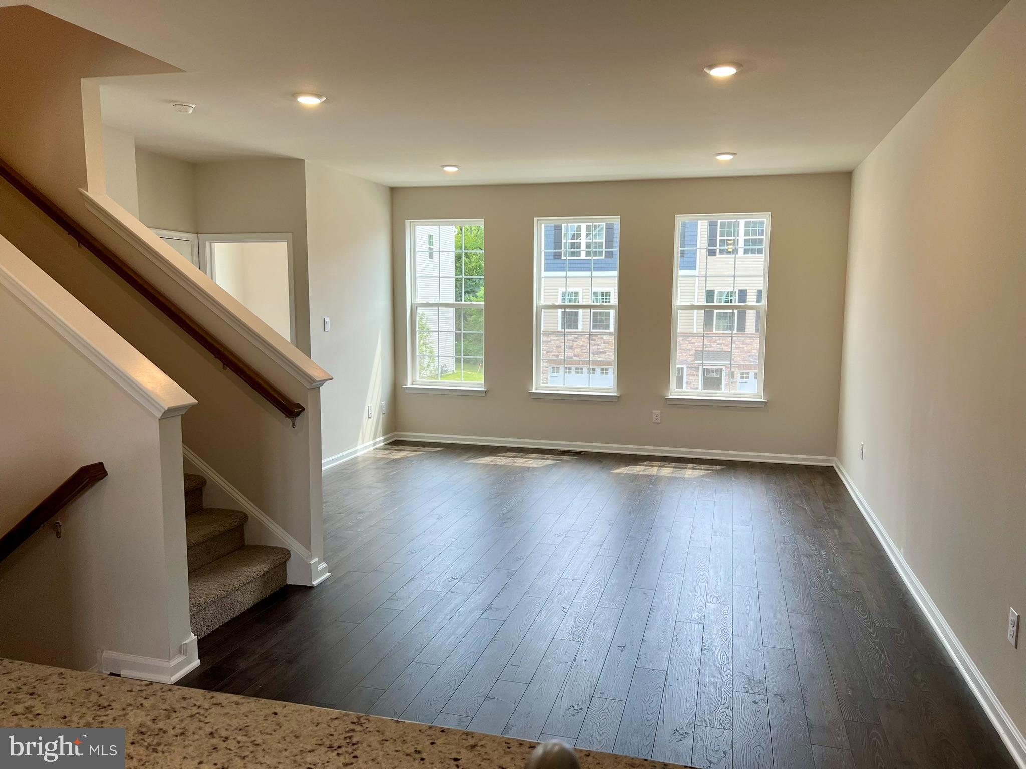 492 MONTE FARM