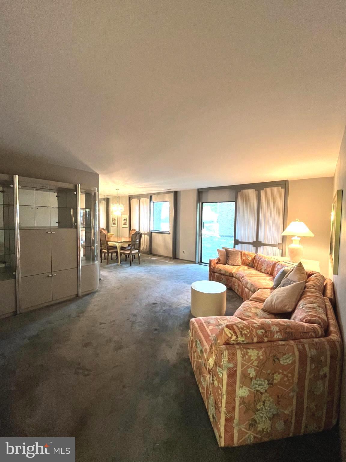 115 E Kings Highway Unit #291