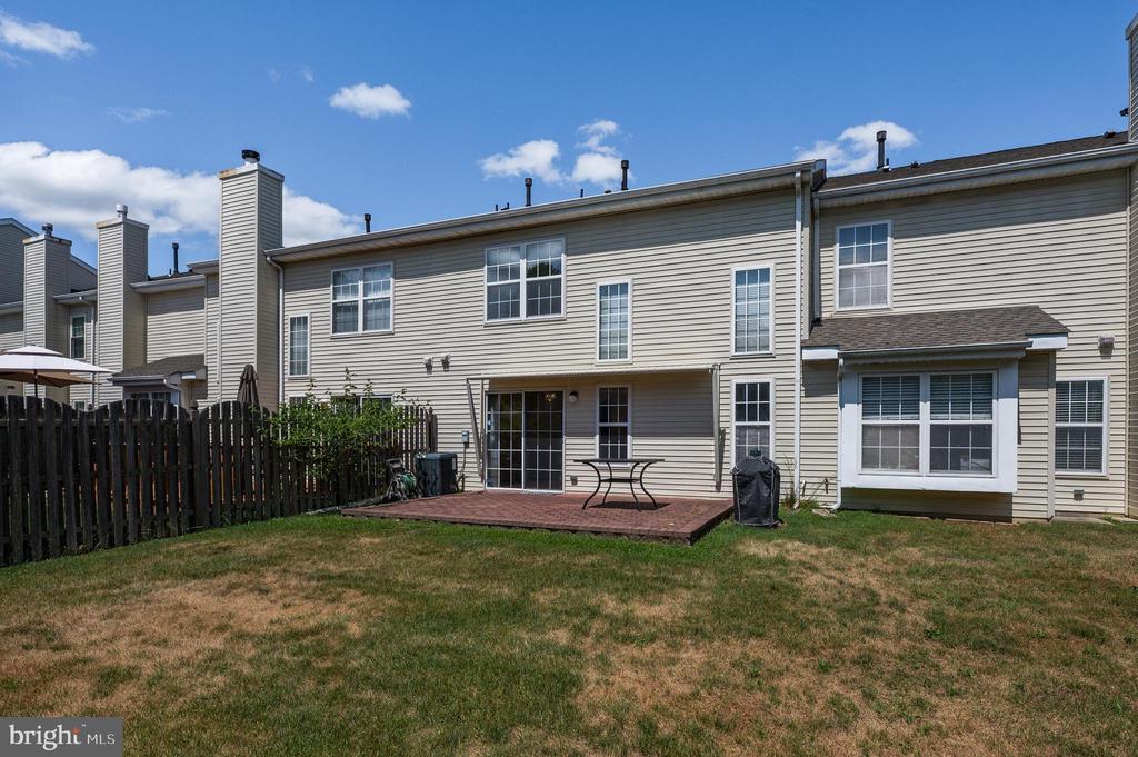 18 ELKINGTON DRIVE
