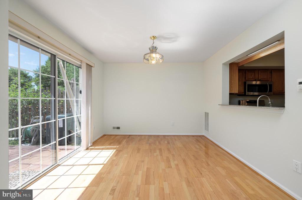 18 ELKINGTON DRIVE