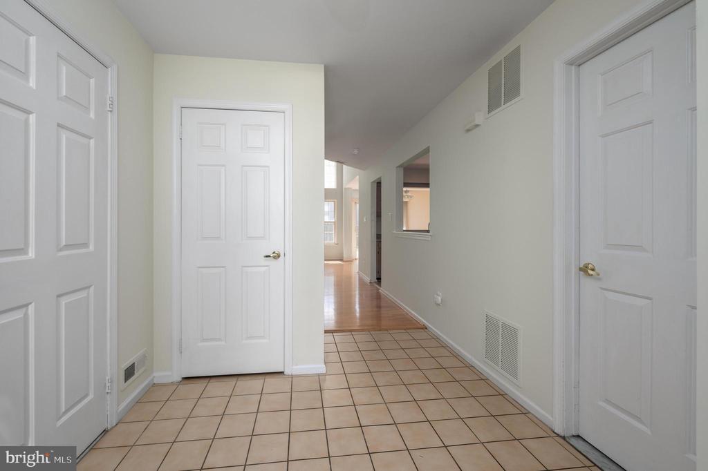 18 ELKINGTON DRIVE