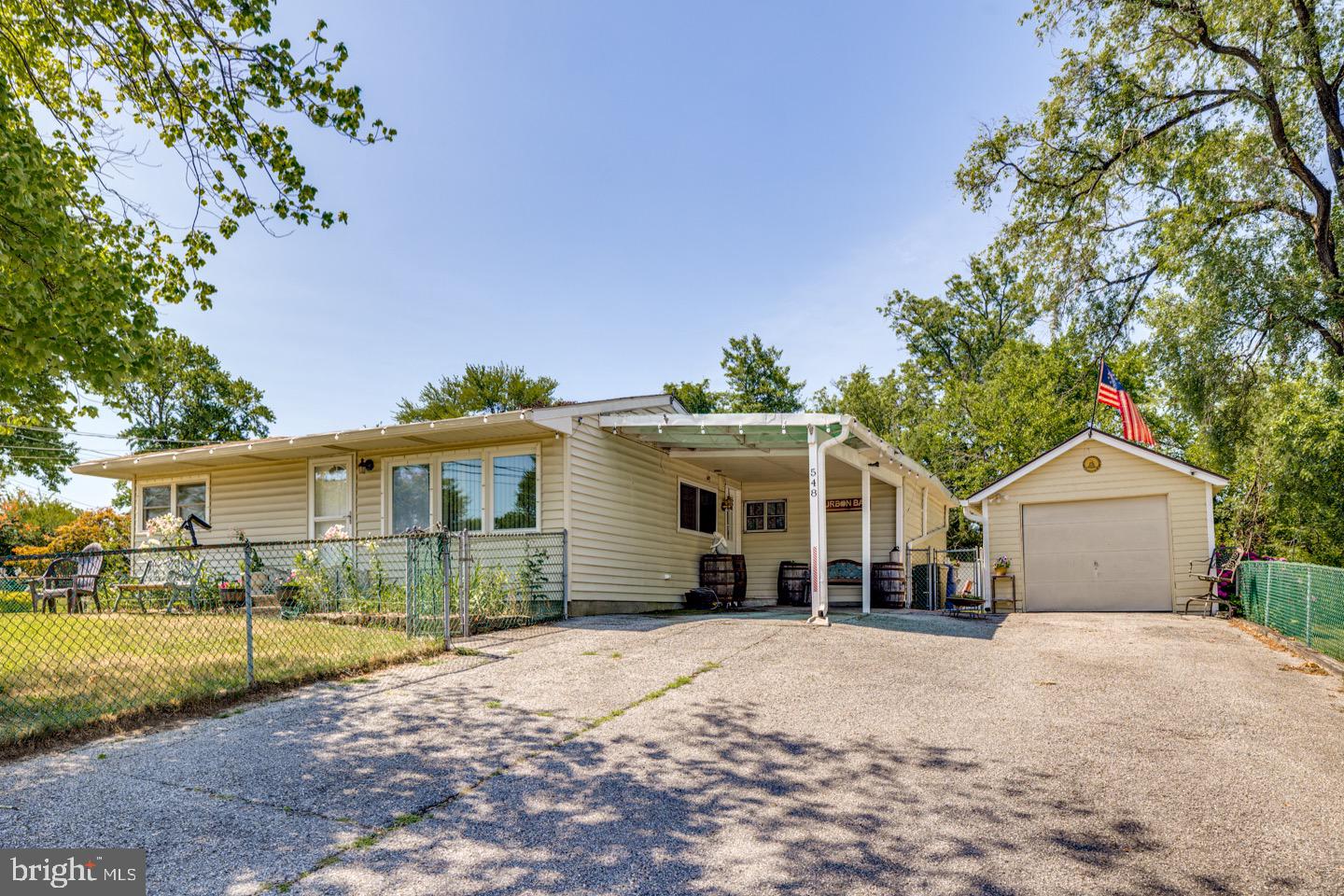 548 Windsor Ave