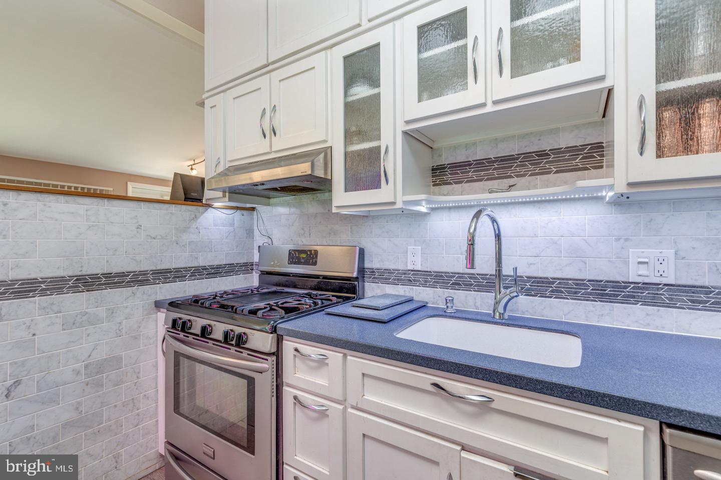 548 Windsor Ave