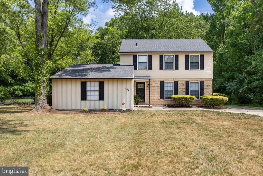 148 Acorn Ct