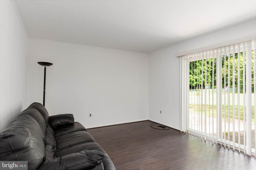 148 Acorn Ct