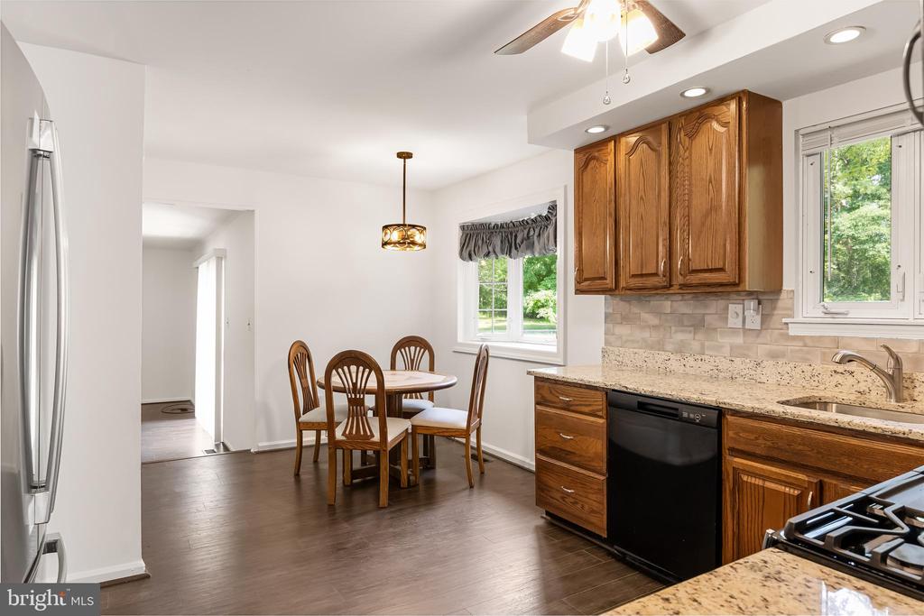148 Acorn Ct