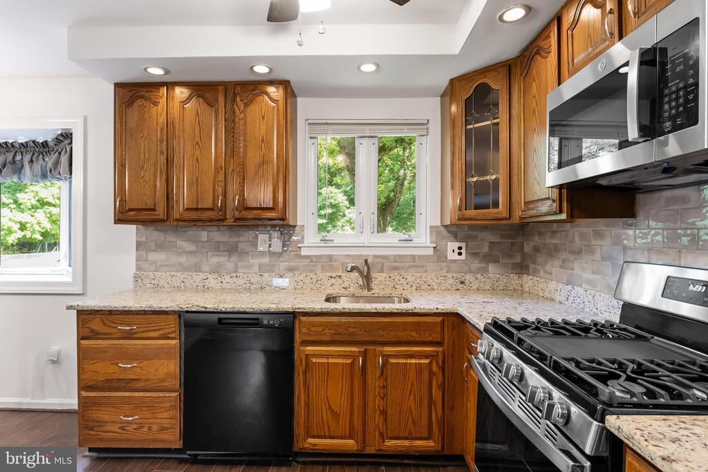 148 Acorn Ct