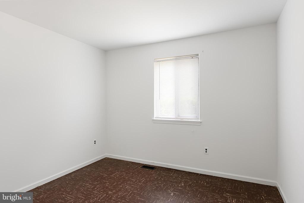 148 Acorn Ct