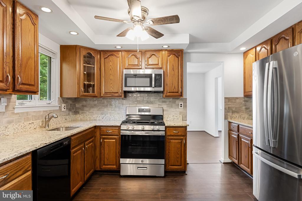 148 Acorn Ct