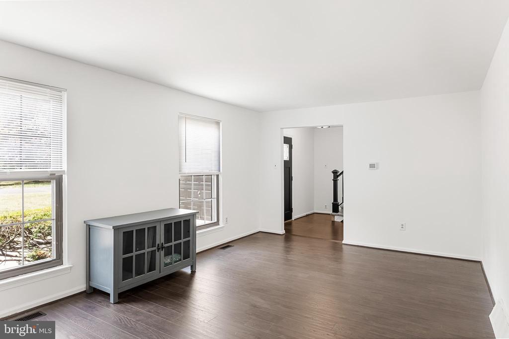 148 Acorn Ct