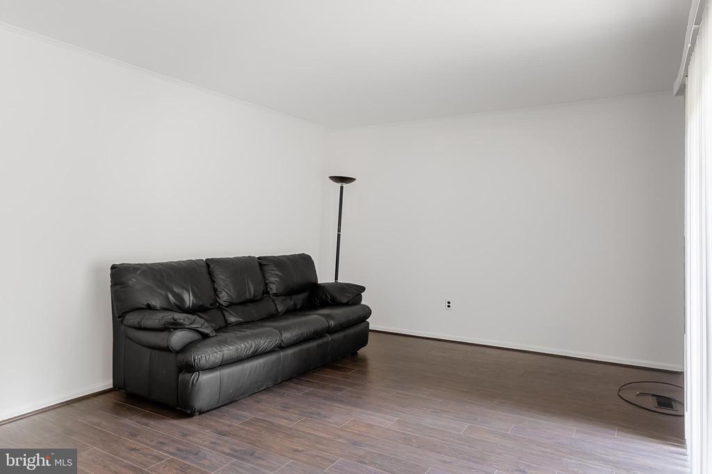 148 Acorn Ct