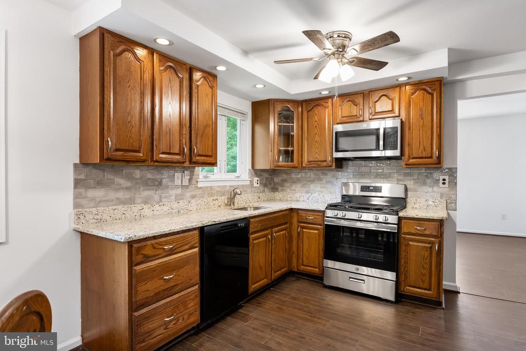 148 Acorn Ct