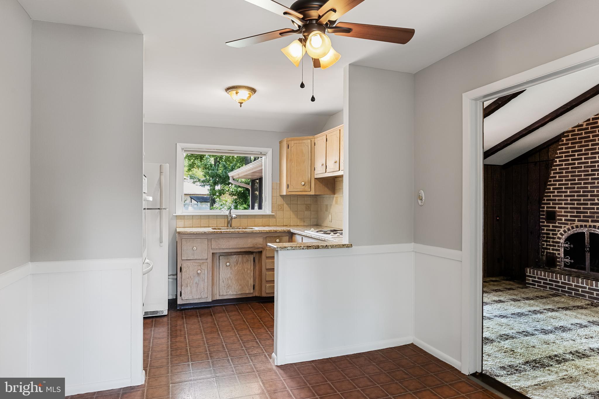 42 Radnor Blvd