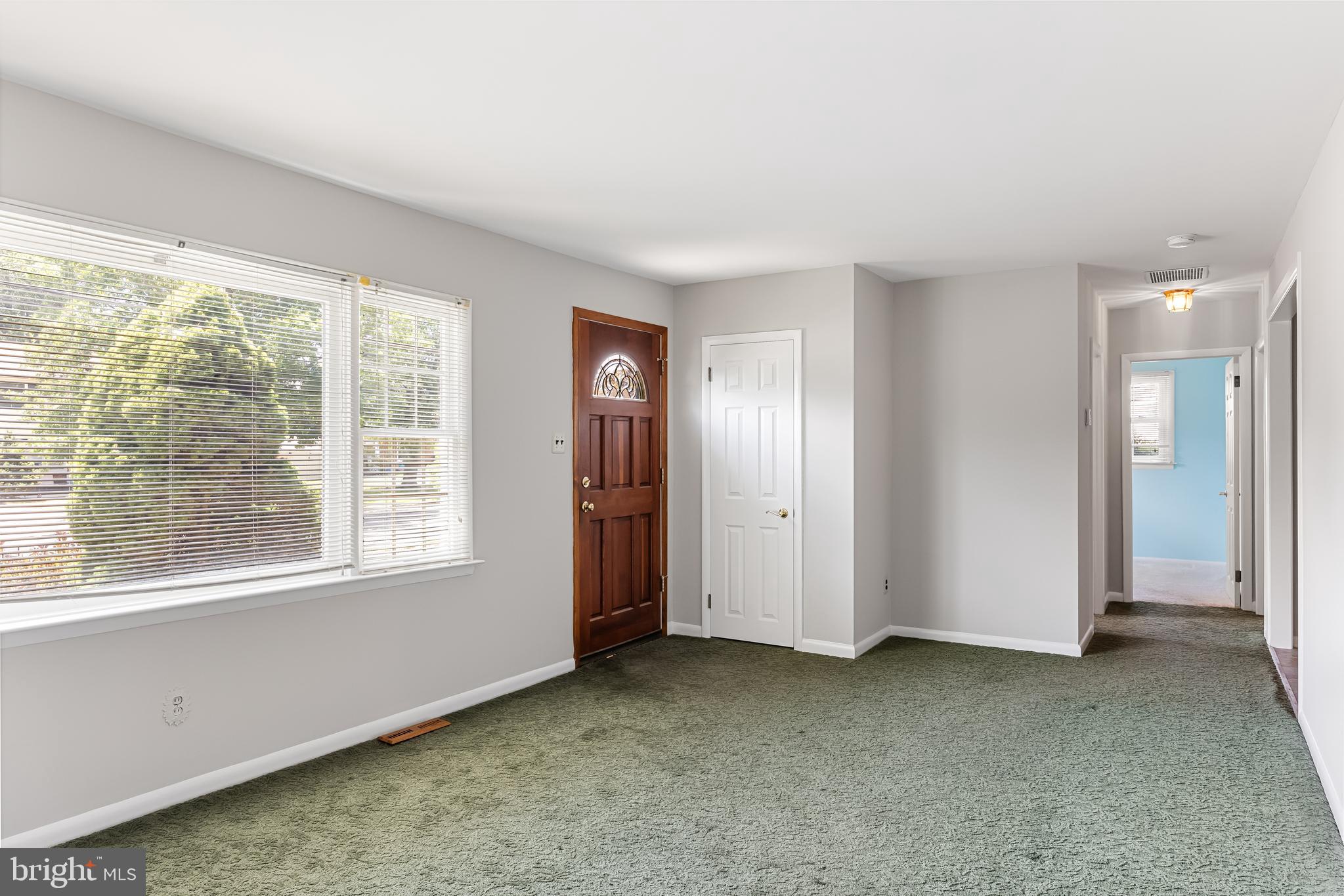 42 Radnor Blvd