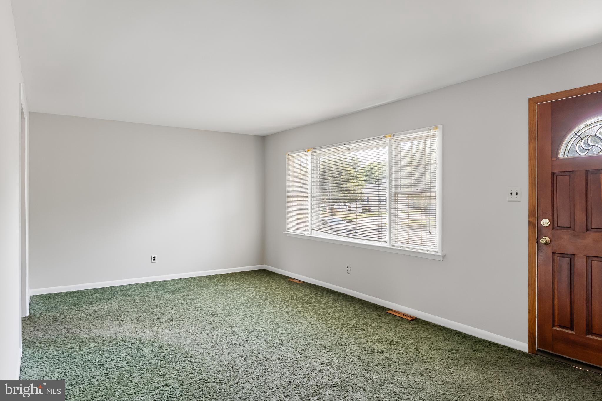 42 Radnor Blvd
