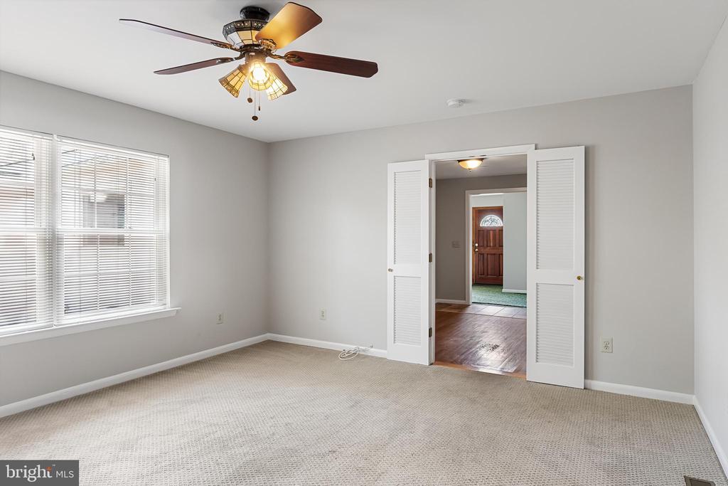 42 Radnor Blvd