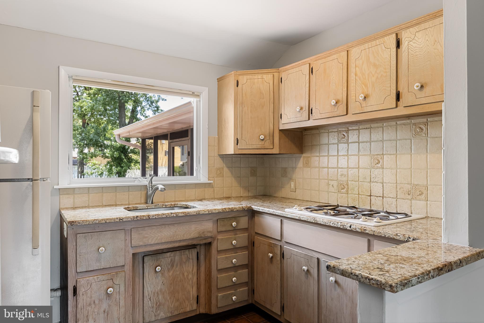 42 Radnor Blvd