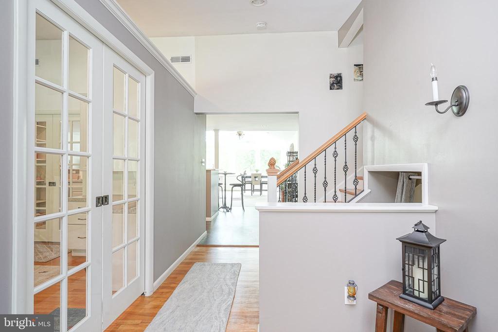 21 HOLLY DRIVE