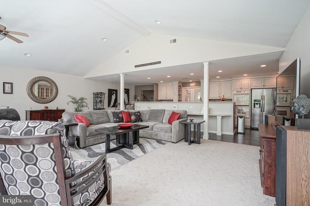 21 HOLLY DRIVE