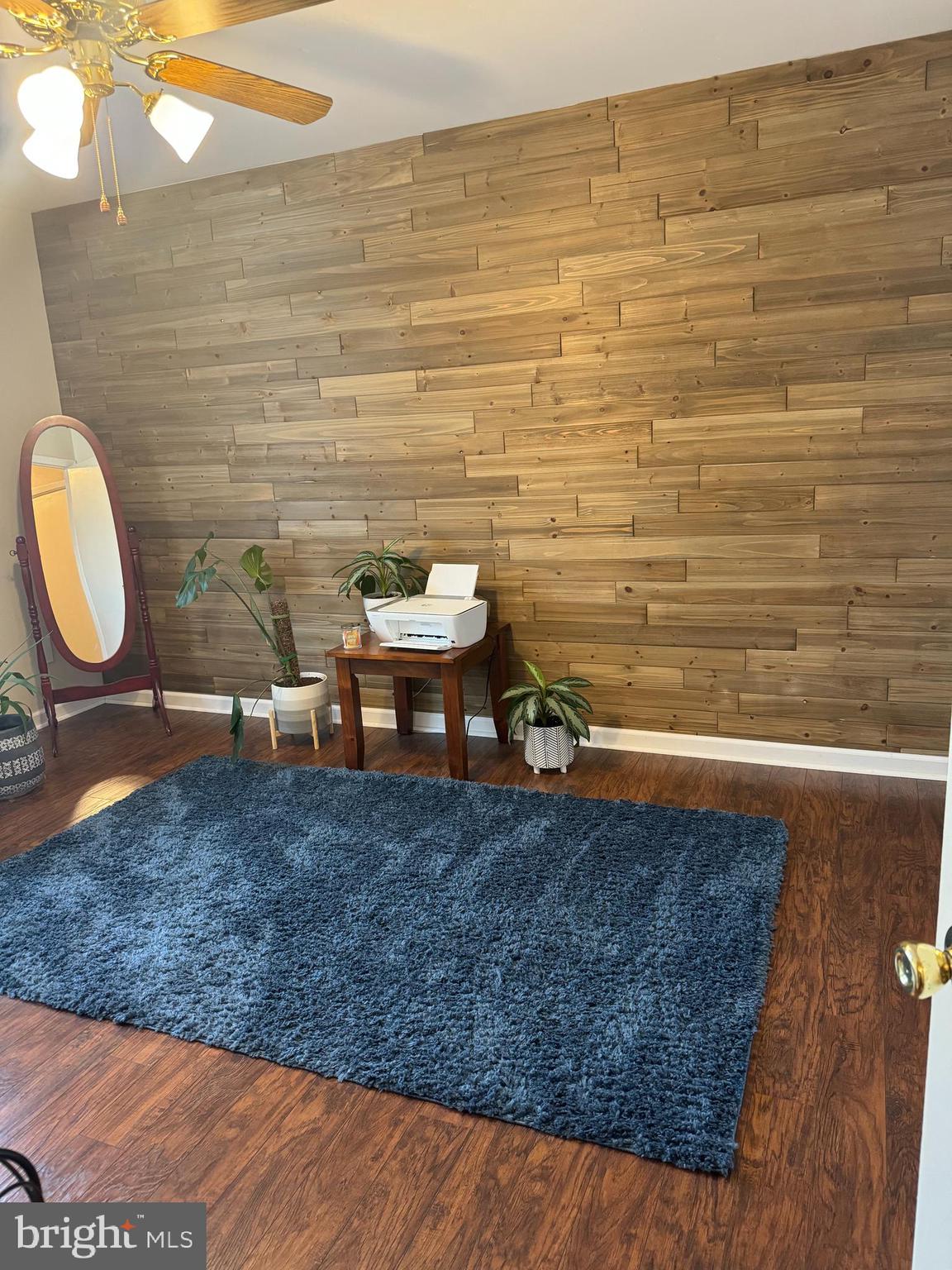113 CHARING WAY