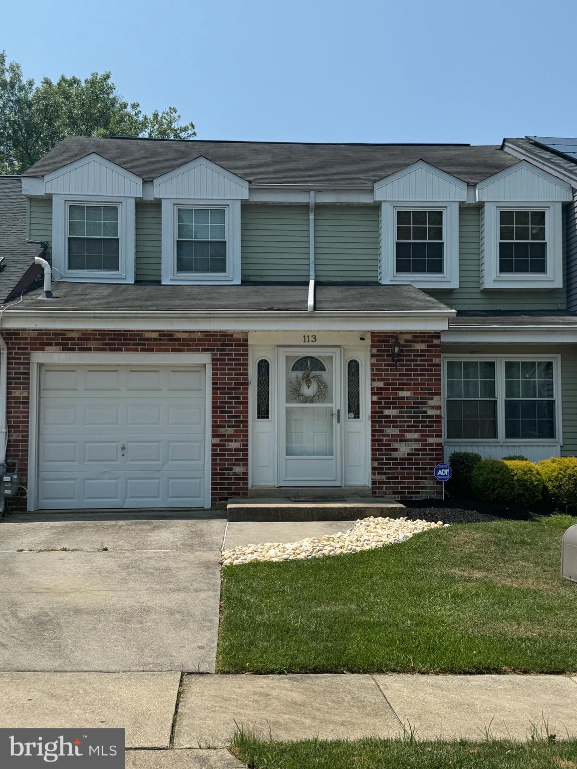 113 CHARING WAY