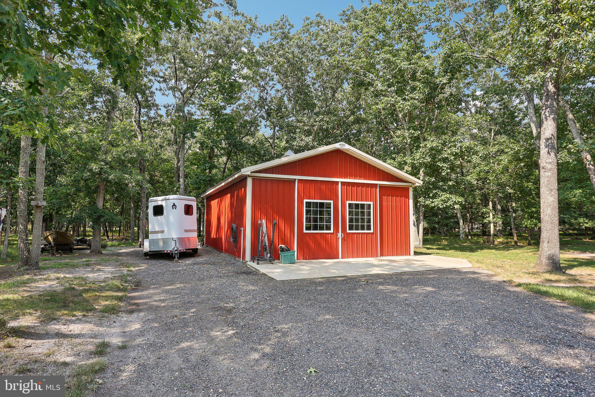 40 HOLLY PARK DRIVE