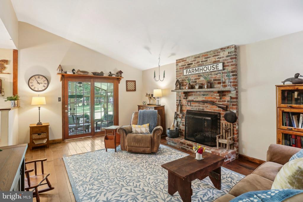 40 HOLLY PARK DRIVE