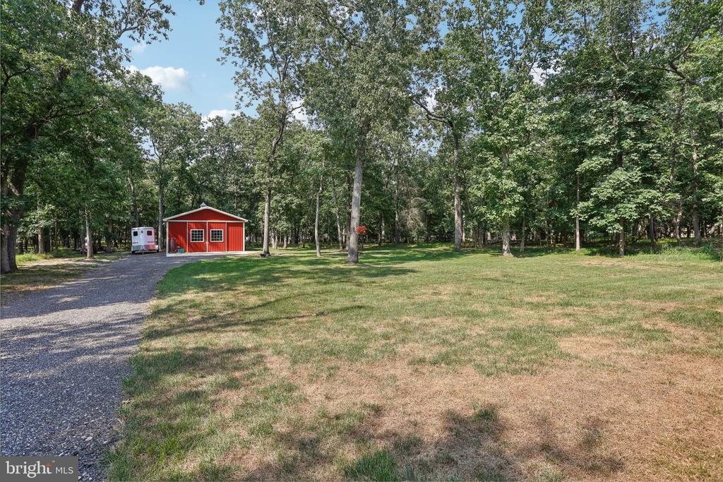 40 HOLLY PARK DRIVE