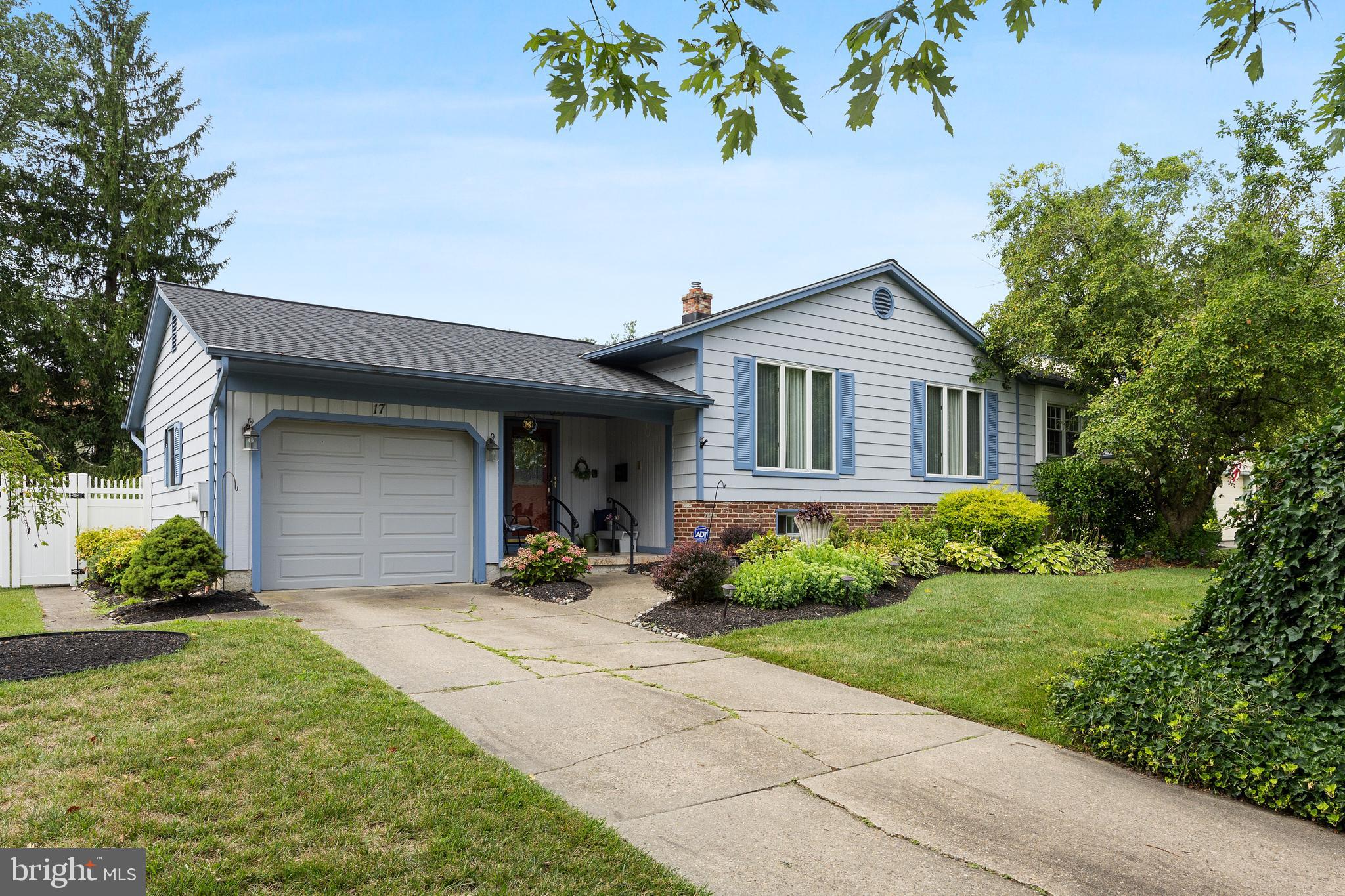 17 Elmgate Rd