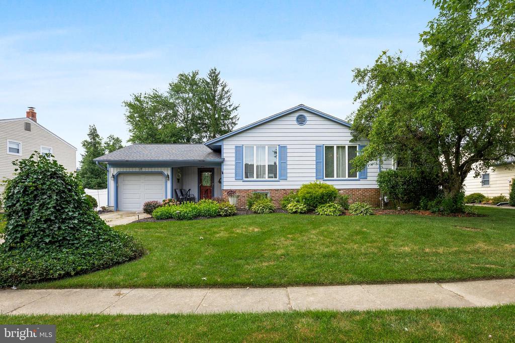 17 Elmgate Rd