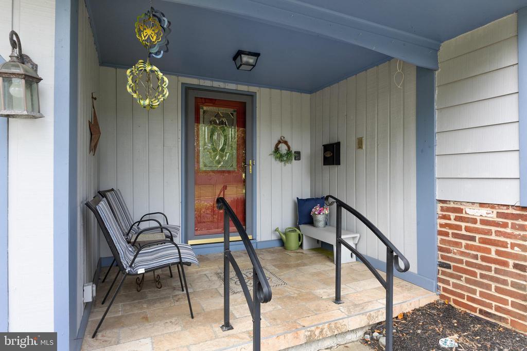 17 Elmgate Rd
