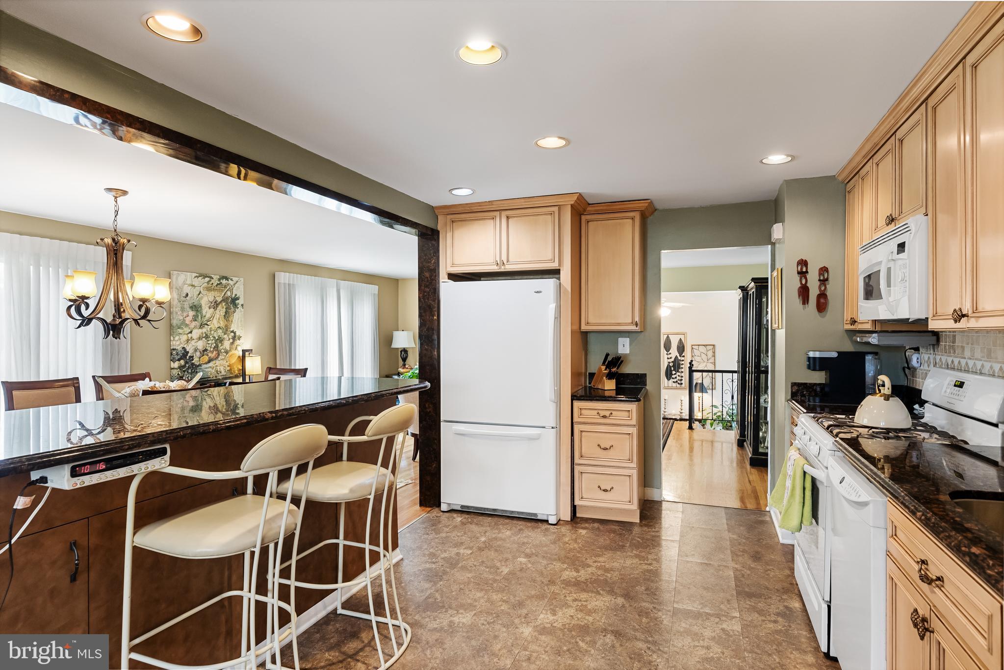 17 Elmgate Rd
