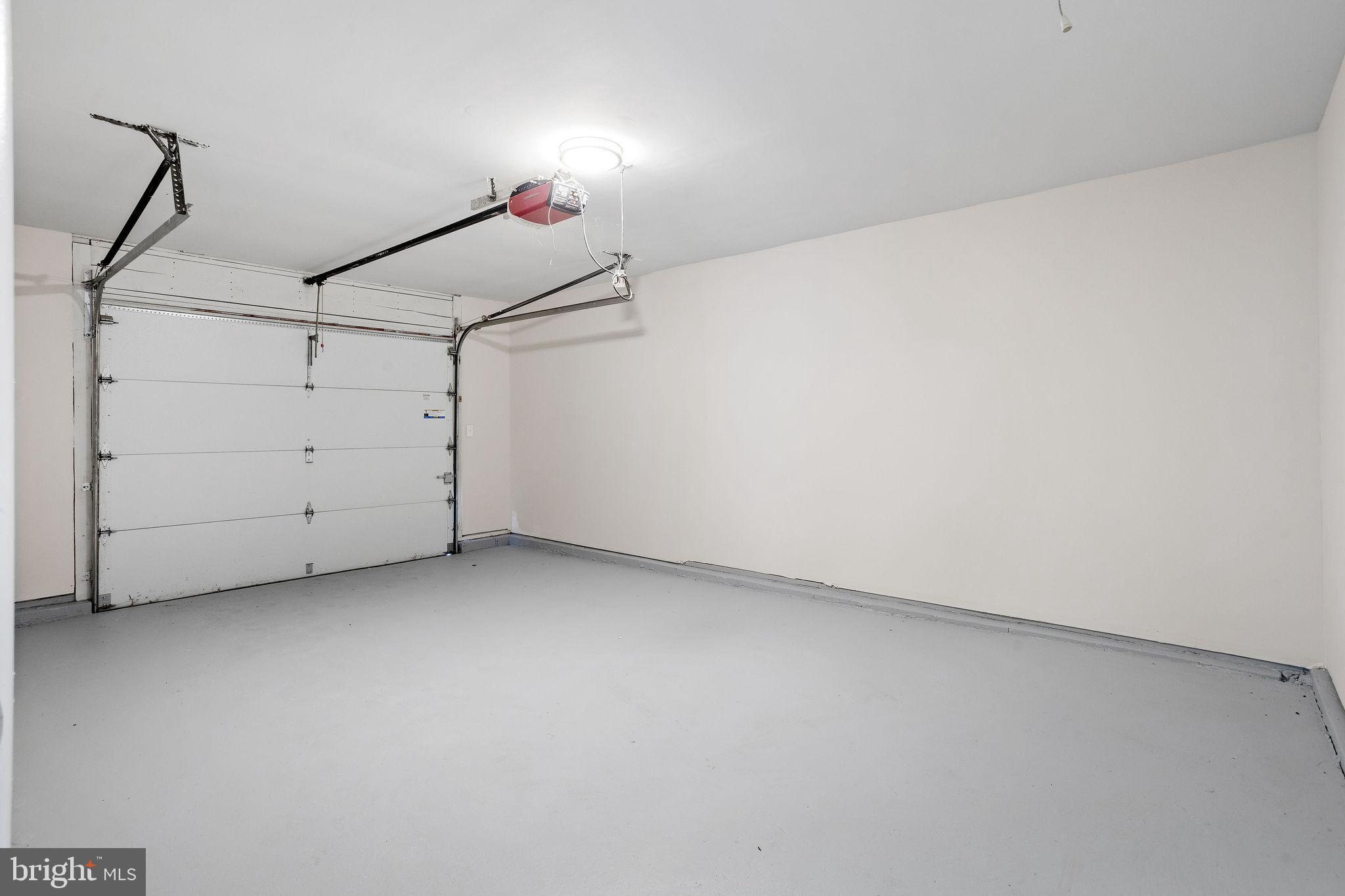 127 BUCKINGHAM DRIVE