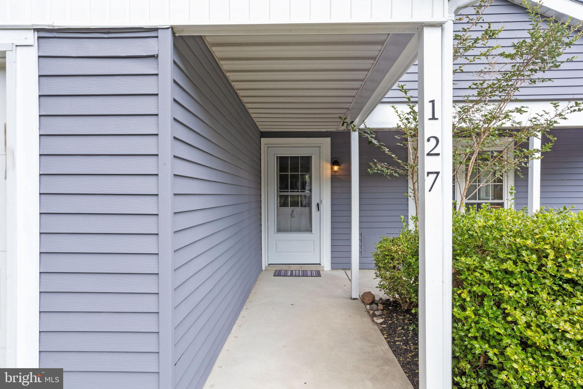 127 BUCKINGHAM DRIVE