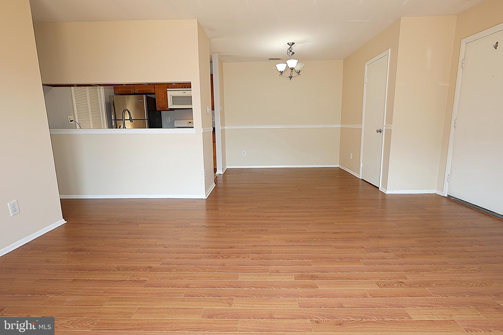 806 HARRIER ROW