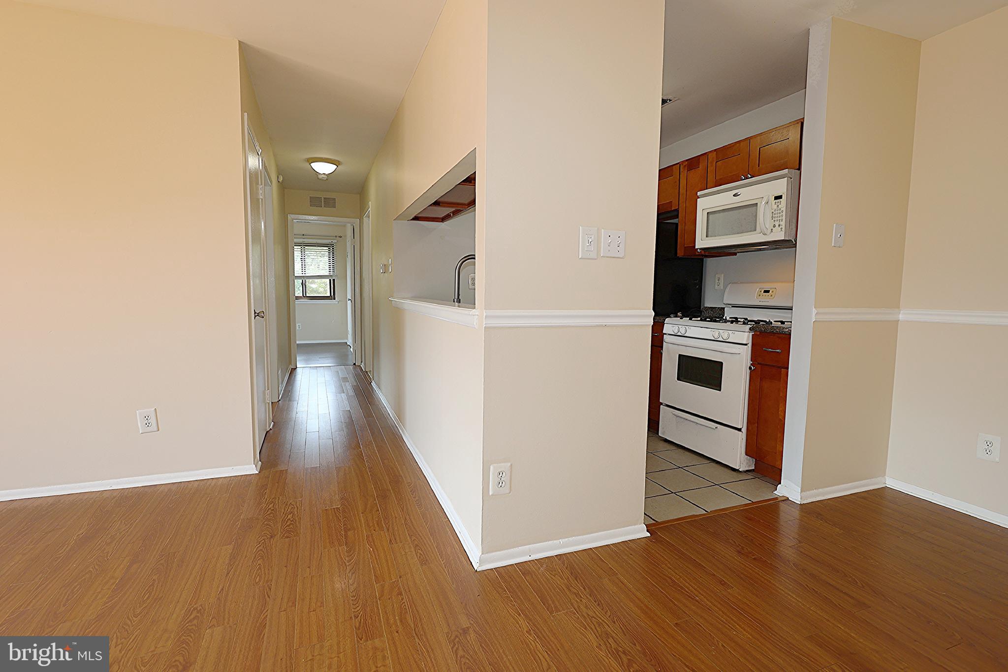806 HARRIER ROW
