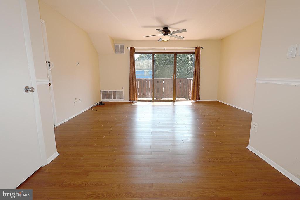 806 HARRIER ROW