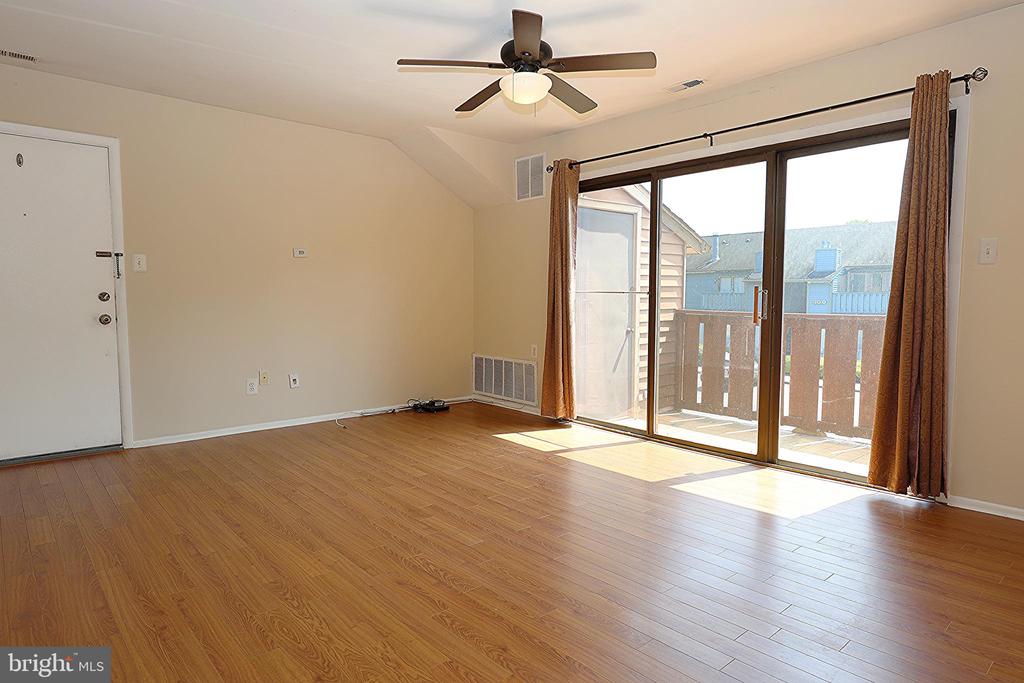 806 HARRIER ROW