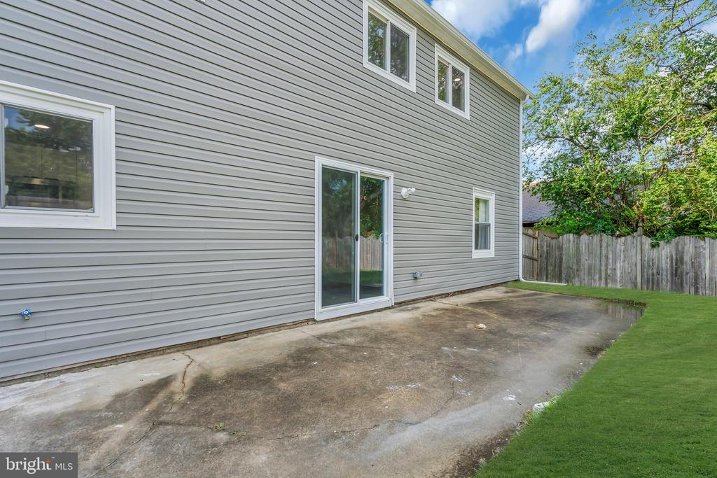 28 PRINCETON LANE